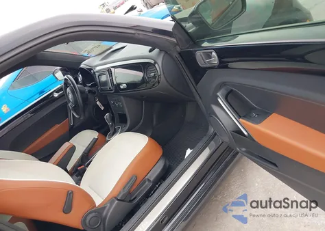 2017 Volkswagen Beetle #Pinkbeetle/1.8T Classic/1.8T S z USA, uszkodzony, nr VIN 3VWF17AT4HM626410